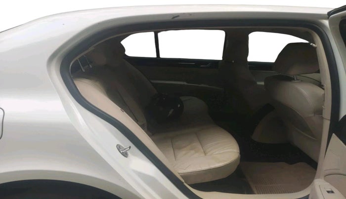 2012 Skoda Superb ELEGANCE 1.8 TSI AT, Petrol, Automatic, 55,000 km, interior