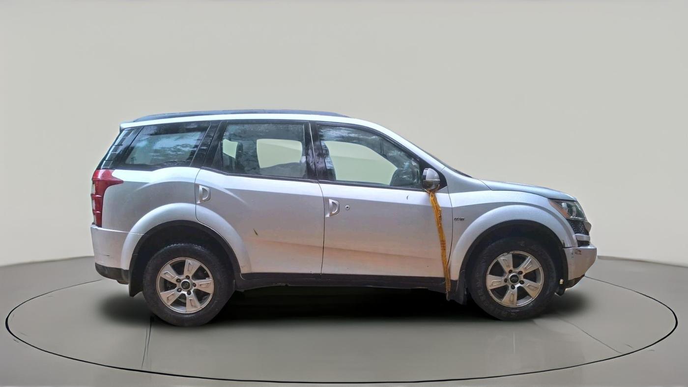 2013 Mahindra XUV500 W8, Diesel, Manual, 1,01,912 km, exterior
