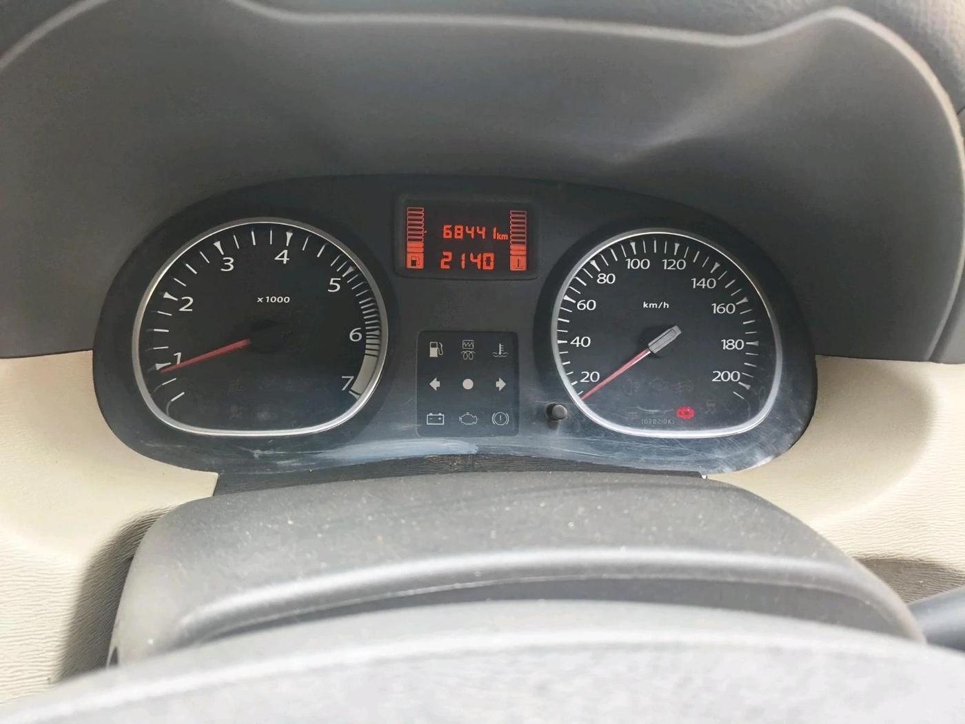 2014 Renault Duster 85 PS RXL DIESEL, Diesel, Manual, 68,548 km, interior