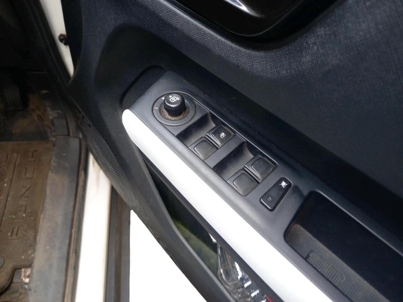 2025 Tata PUNCH Accomplished Plus (S) iCNG, CNG, Manual, 6,160 km, interior