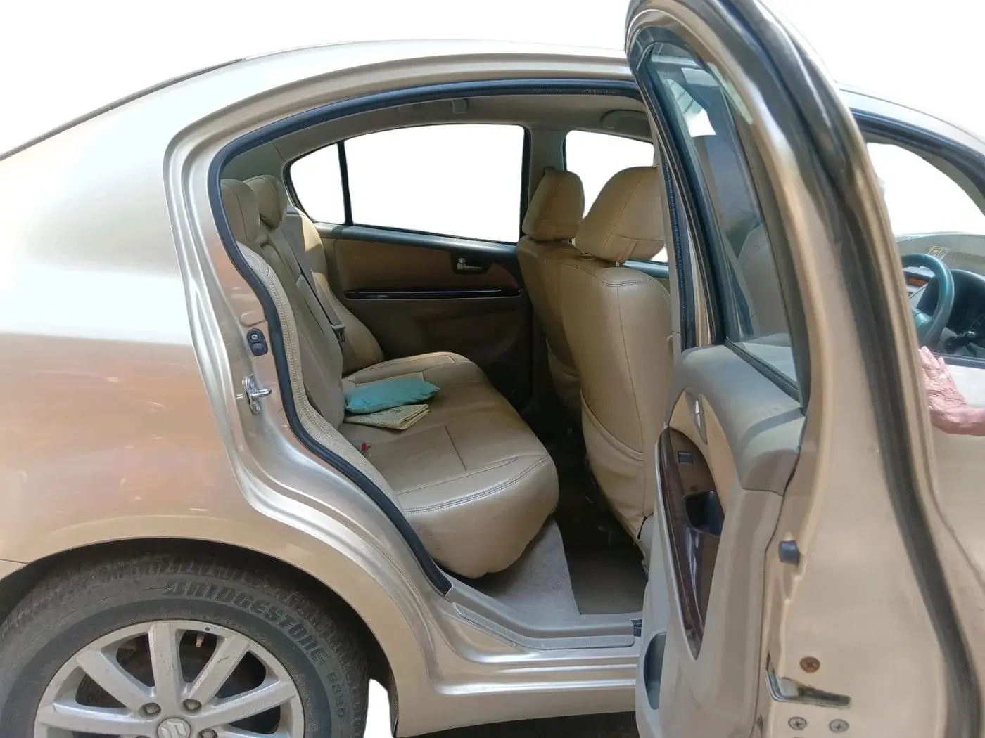 2011 Maruti SX4 ZXI AT, Petrol, Automatic, 24,348 km, interior