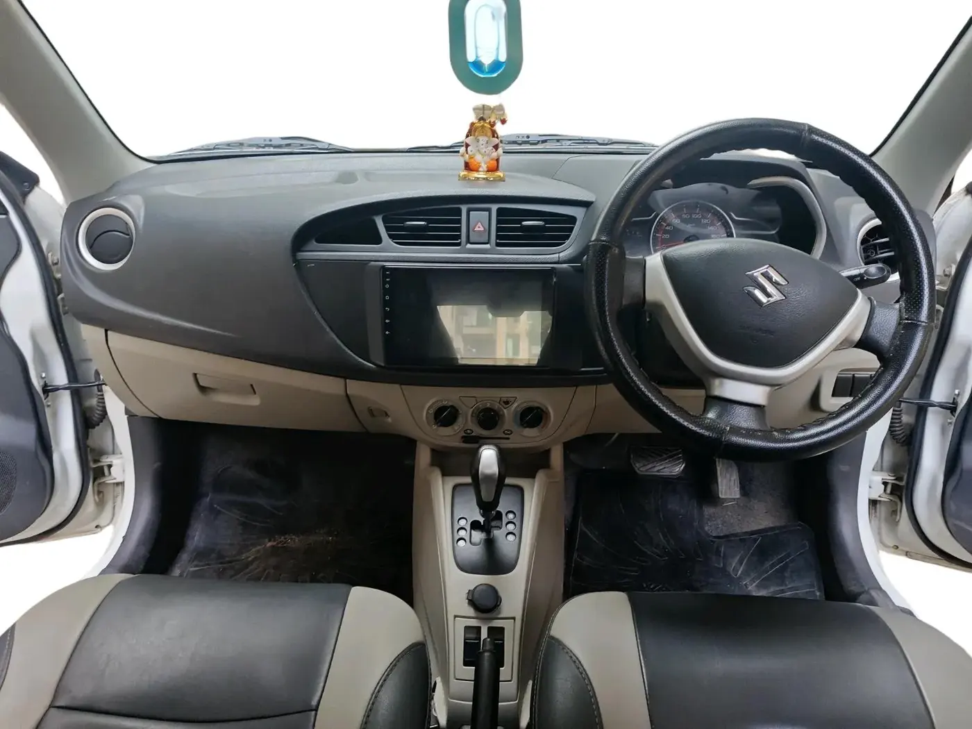 2017 Maruti Alto K10 VXI AMT, Petrol, Automatic, 29,339 km, interior