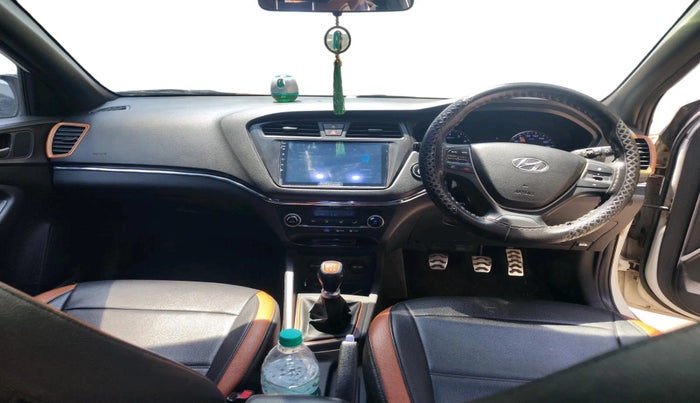 2017 Hyundai i20 Active 1.2 SX, Petrol, Manual, 31,329 km, interior