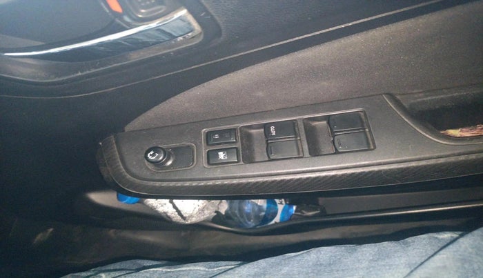 2018 Maruti Swift VXI, Petrol, Manual, 47,301 km, interior