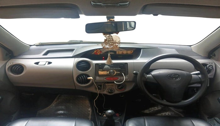 2011 Toyota Etios G, Petrol, Manual, 96,100 km, interior