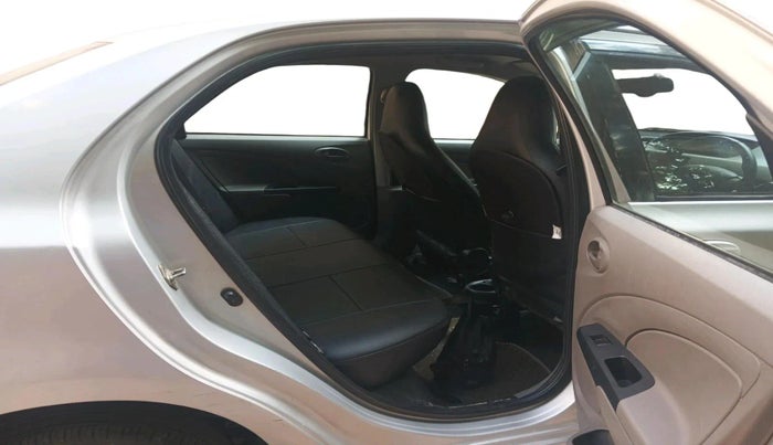 2011 Toyota Etios G, Petrol, Manual, 96,100 km, interior