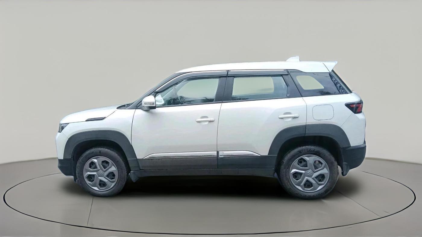 2024 Maruti BREZZA VXI AT SMART HYBRID, Petrol, Automatic, 3,632 km, exterior