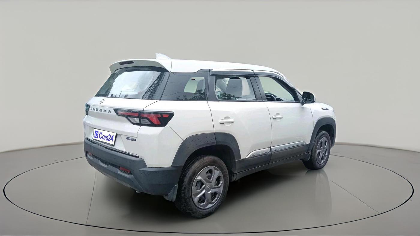 2024 Maruti BREZZA VXI AT SMART HYBRID, Petrol, Automatic, 3,632 km, exterior