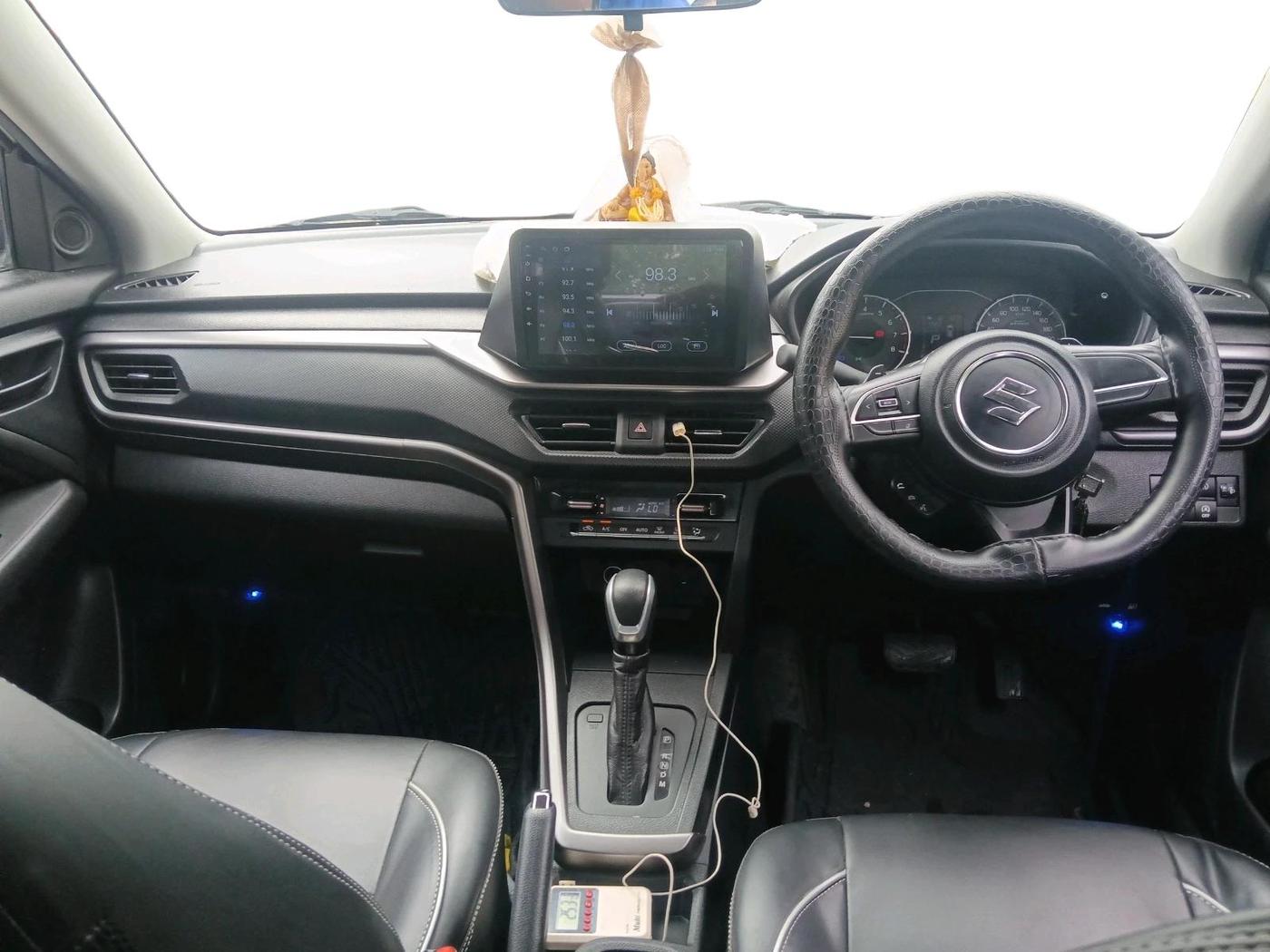 2024 Maruti BREZZA VXI AT SMART HYBRID, Petrol, Automatic, 3,632 km, interior