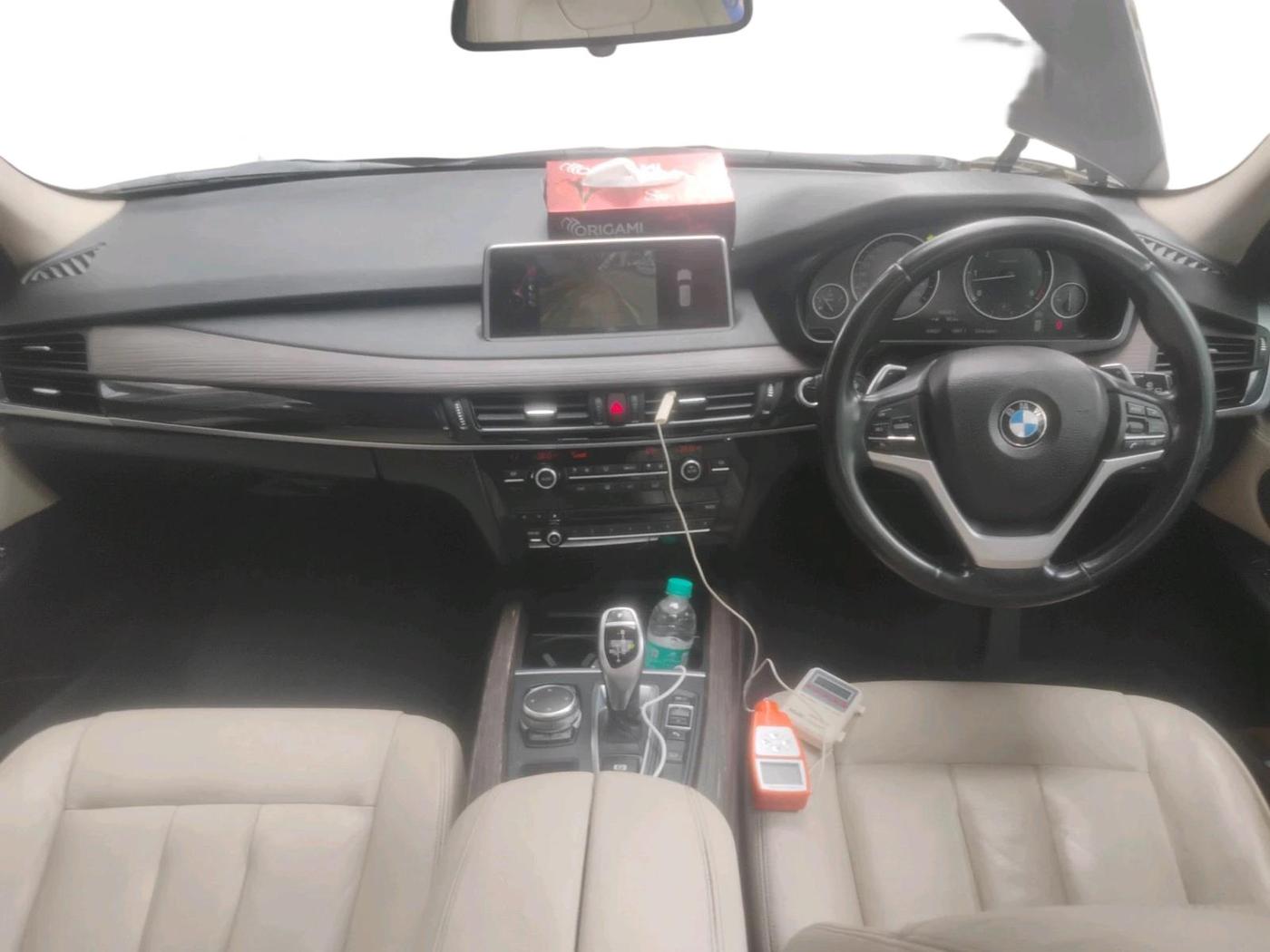 2014 BMW X5 xDrive 30d, Diesel, Automatic, 69,957 km, interior