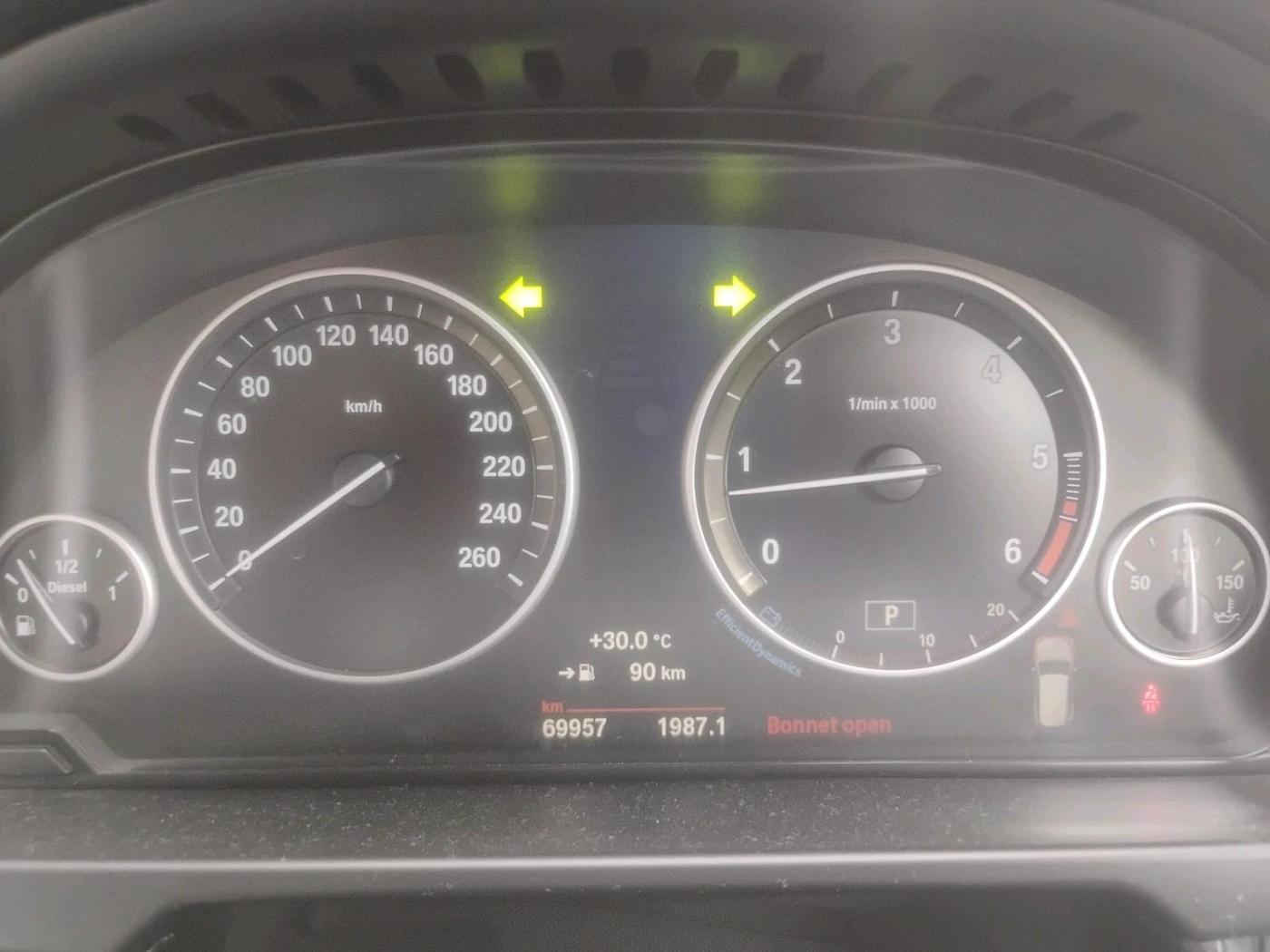 2014 BMW X5 xDrive 30d, Diesel, Automatic, 69,957 km, interior