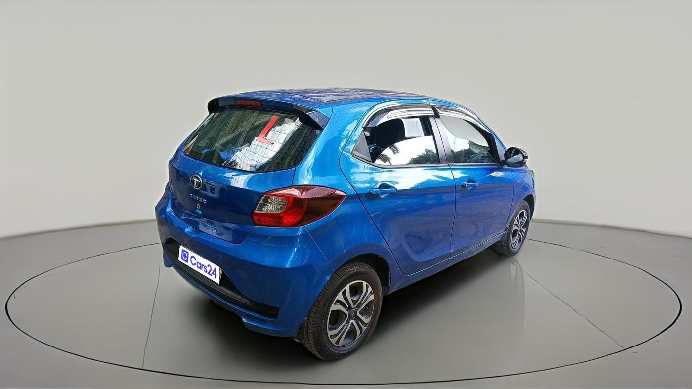 2024 Tata Tiago XTA PETROL, Petrol, Automatic, 2,036 km, exterior