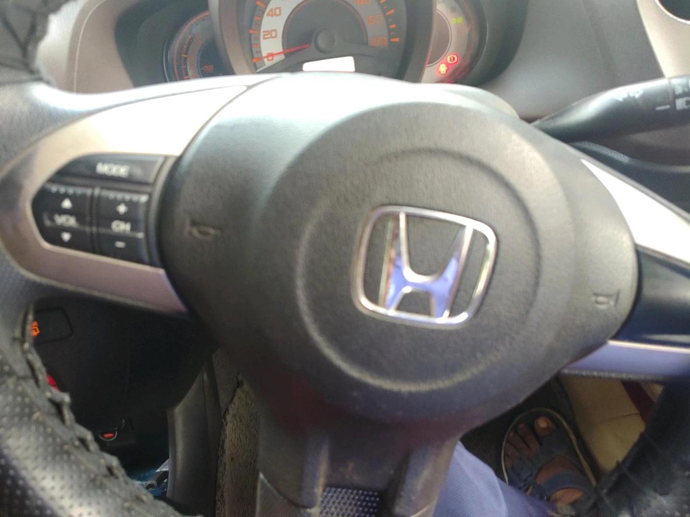 2013 Honda Brio S MT, Petrol, Manual, 75,274 km, interior