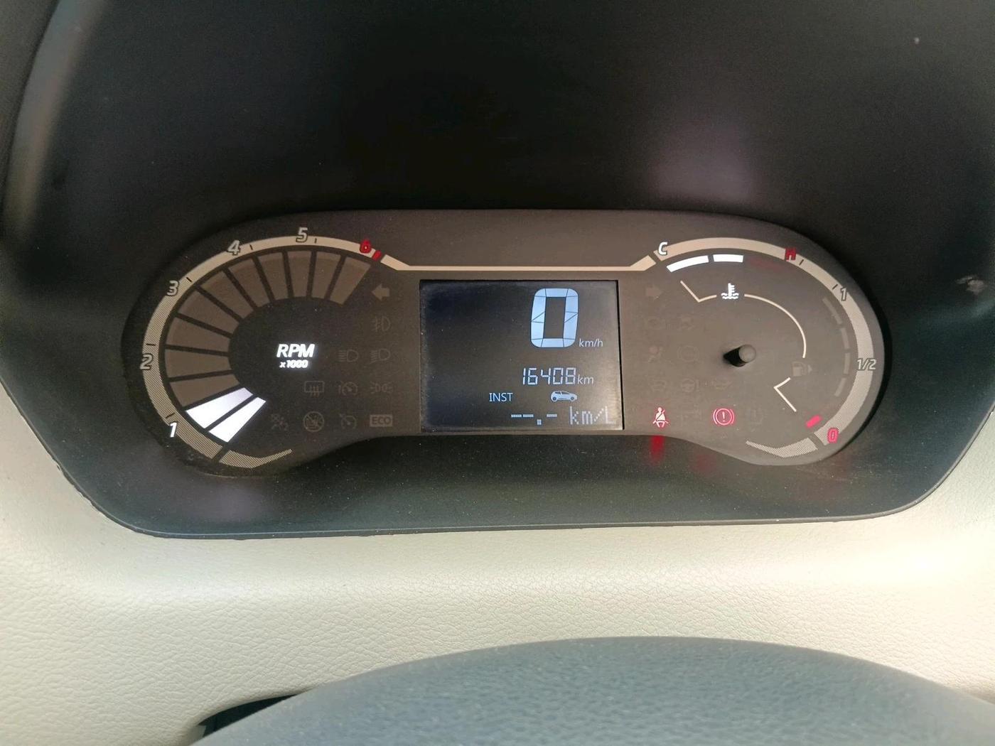 2021 Nissan MAGNITE XE, Petrol, Manual, 16,408 km, interior