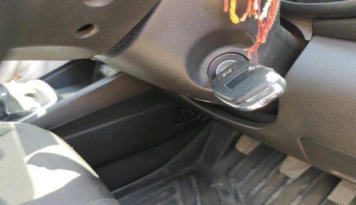 2021 Hyundai VENUE S+ 1.2, Petrol, Manual, 41,942 km, interior