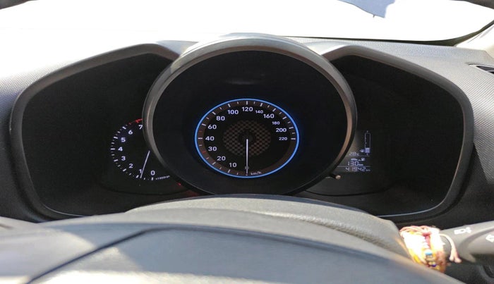 2021 Hyundai VENUE S+ 1.2, Petrol, Manual, 41,942 km, interior