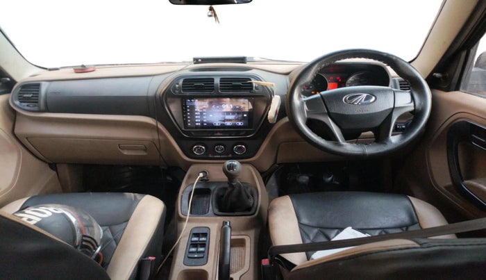 2015 Mahindra TUV300 T4 PLUS, Diesel, Manual, 1,33,708 km, interior