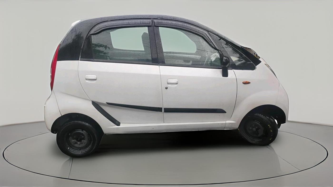 2015 Tata Nano TWIST XTA, Petrol, Automatic, 89,278 km, exterior
