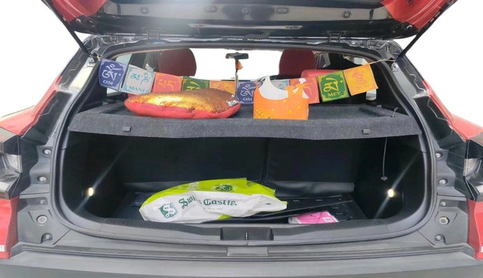 2022 Renault Kiger RXZ AMT DUAL TONE, Petrol, Automatic, 42,417 km, exterior