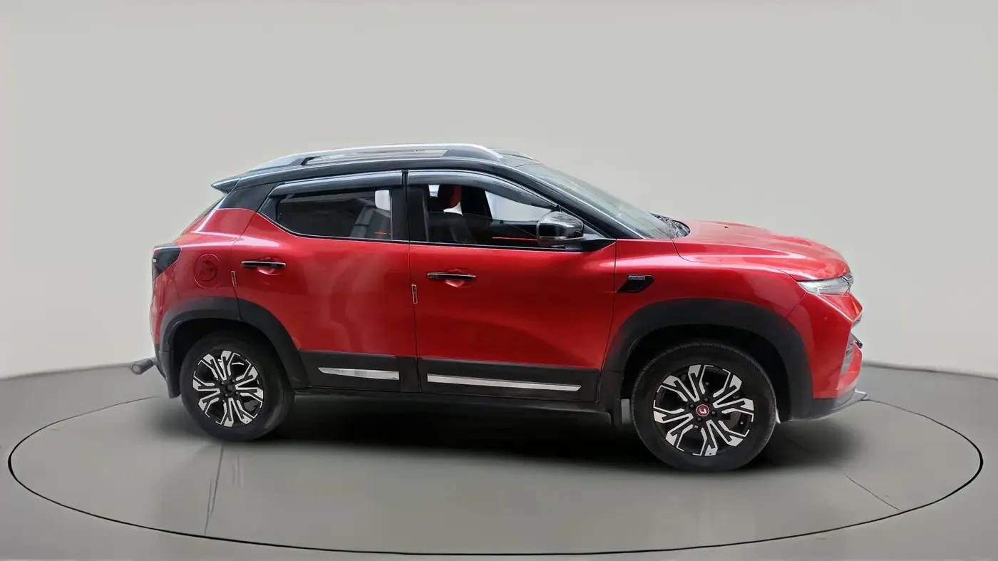 2022 Renault Kiger RXZ AMT DUAL TONE, Petrol, Automatic, 42,417 km, exterior