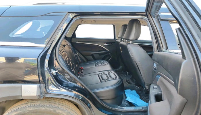 2024 Maruti BREZZA ZXI + AT SMART HYBRID, Petrol, Automatic, 34,033 km, interior