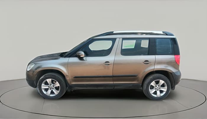 2011 Skoda Yeti AMBIENTE, Diesel, Manual, 2,21,742 km, exterior