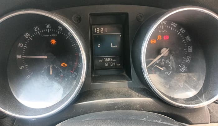 2011 Skoda Yeti AMBIENTE, Diesel, Manual, 2,21,742 km, interior