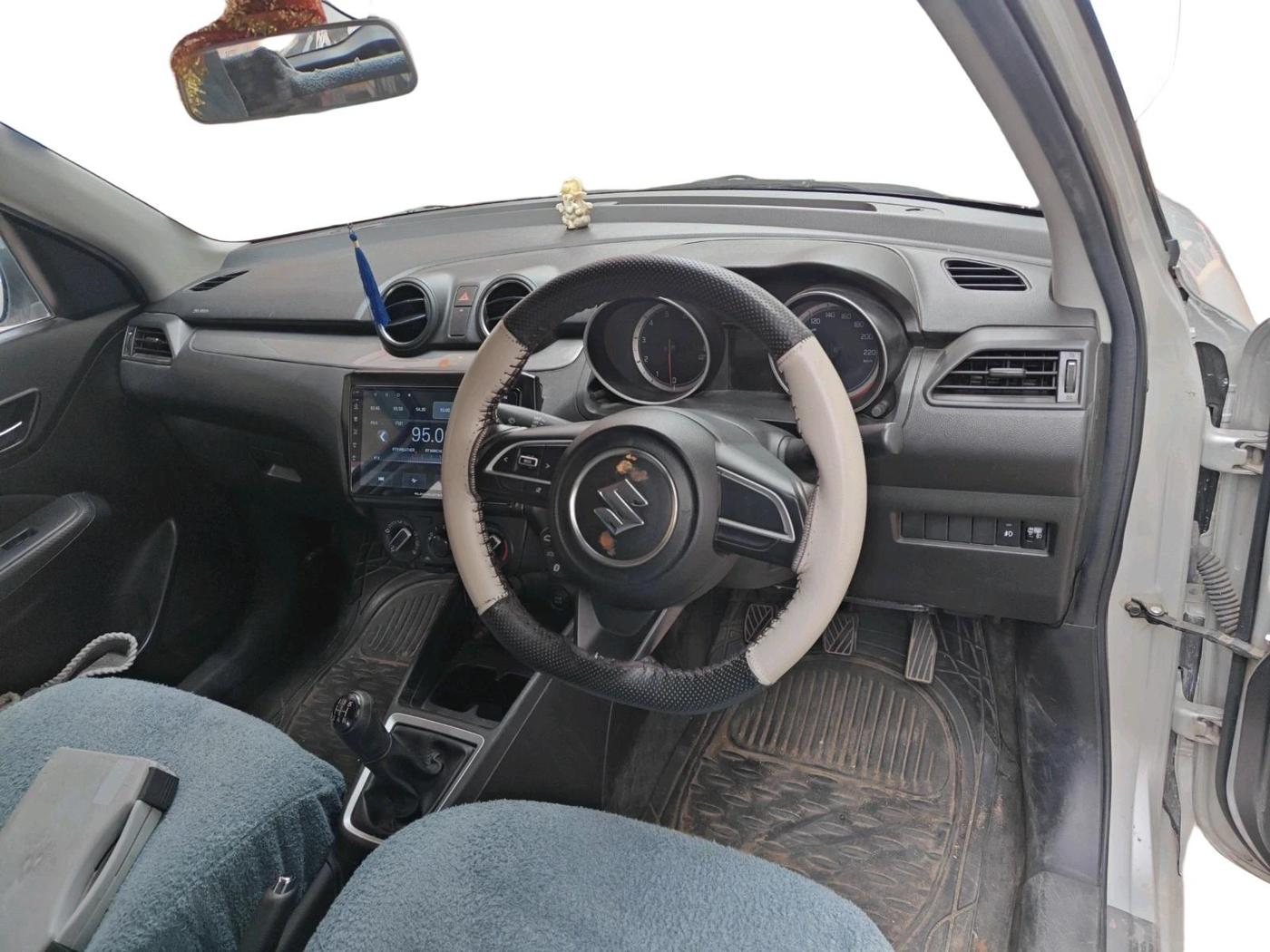 2020 Maruti Swift VXI, Petrol, Manual, 23,407 km, interior