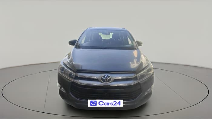 2017 Toyota Innova Crysta 2.4 ZX 7 STR, Diesel, Manual, 2,03,224 km, exterior