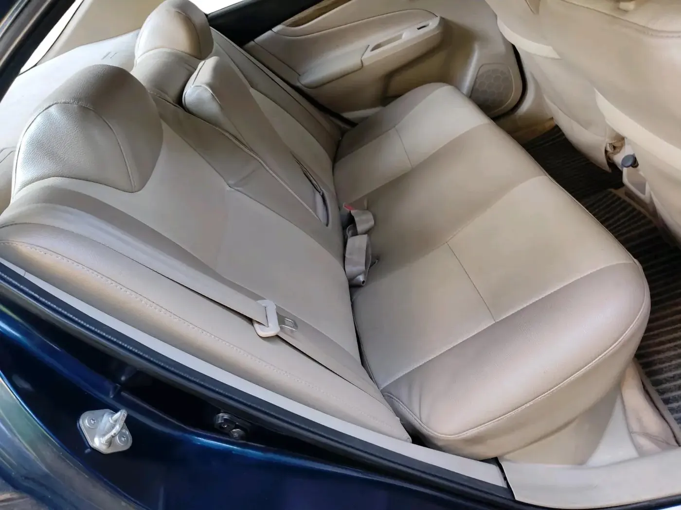 2022 Maruti Ciaz SIGMA 1.5 SHVS MT  PETROL, Petrol, Manual, 46,217 km, interior