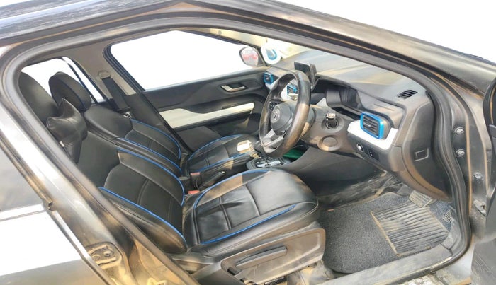 2022 Tata PUNCH CREATIVE  AMT, Petrol, Automatic, 58,020 km, interior