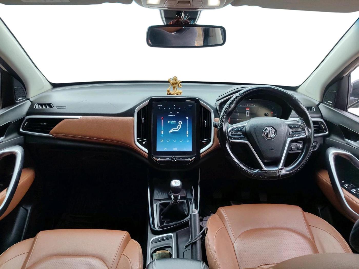 2021 MG HECTOR PLUS SHARP 2.0 DIESEL TURBO MT 6-STR, Diesel, Manual, 1,44,881 km, interior
