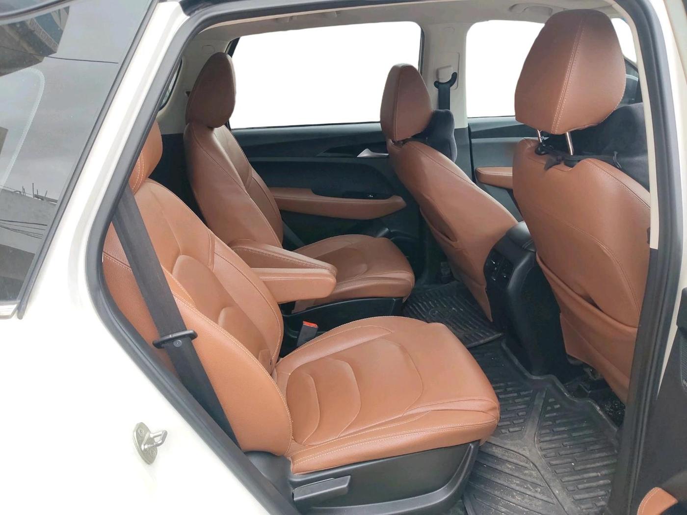 2021 MG HECTOR PLUS SHARP 2.0 DIESEL TURBO MT 6-STR, Diesel, Manual, 1,44,881 km, interior