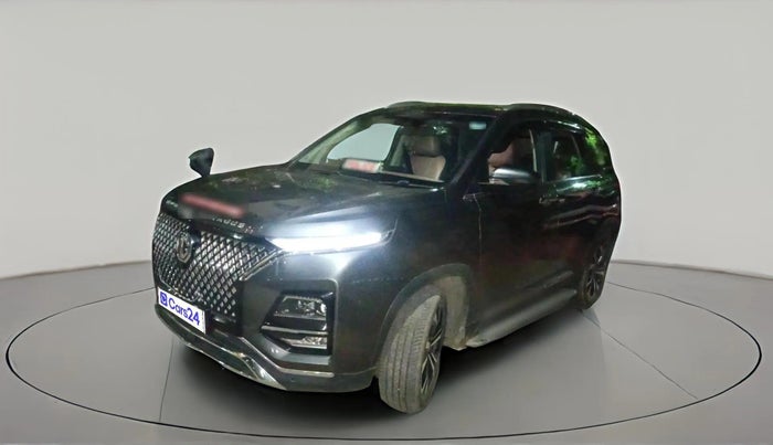 2024 MG HECTOR PLUS SAVVY PRO 1.5 TURBO CVT 7 STR, Petrol, Automatic, 8,285 km, exterior