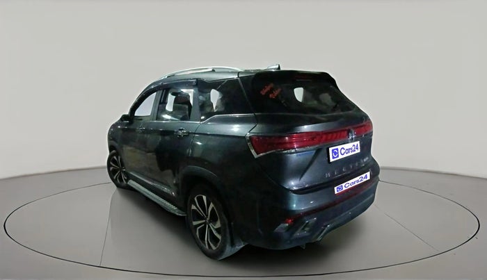 2024 MG HECTOR PLUS SAVVY PRO 1.5 TURBO CVT 7 STR, Petrol, Automatic, 8,285 km, exterior