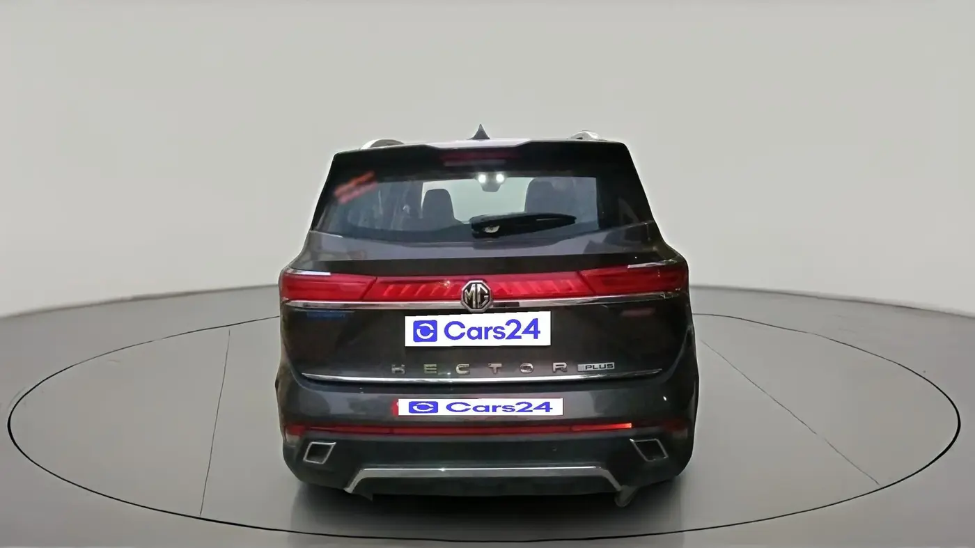 2024 MG HECTOR PLUS SAVVY PRO 1.5 TURBO CVT 7 STR, Petrol, Automatic, 8,285 km, exterior