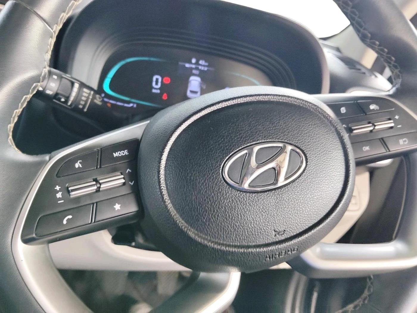 2022 Hyundai VENUE SX 1.5 CRDI, Diesel, Manual, 93,147 km, interior