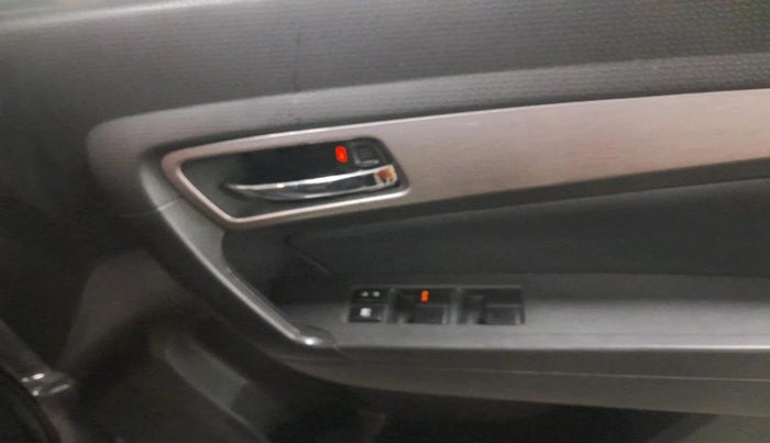 2016 Maruti Vitara Brezza ZDI, Diesel, Manual, 1,40,200 km, interior