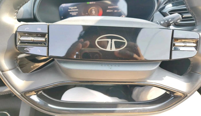 2025 Tata Harrier PURE PLUS S DARK EDITION AT, Diesel, Automatic, 11,660 km, interior