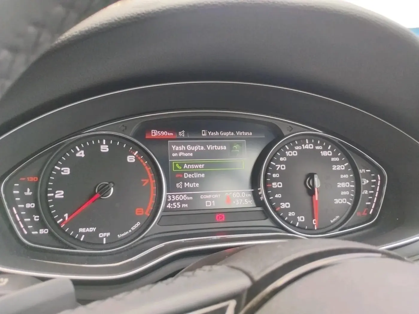 2023 Audi A4 40 TFSI  PREMIUM PLUS, Petrol, Automatic, 33,606 km, interior