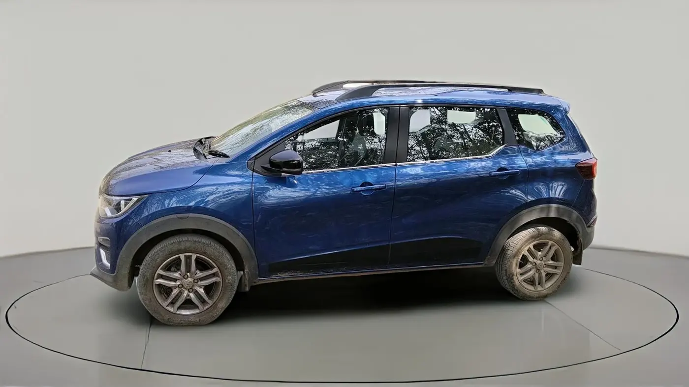 2022 Renault TRIBER RXZ, Petrol, Manual, 27,421 km, exterior