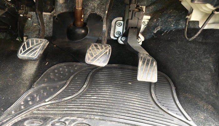 2013 Maruti Swift VDI, Diesel, Manual, 1,96,671 km, interior