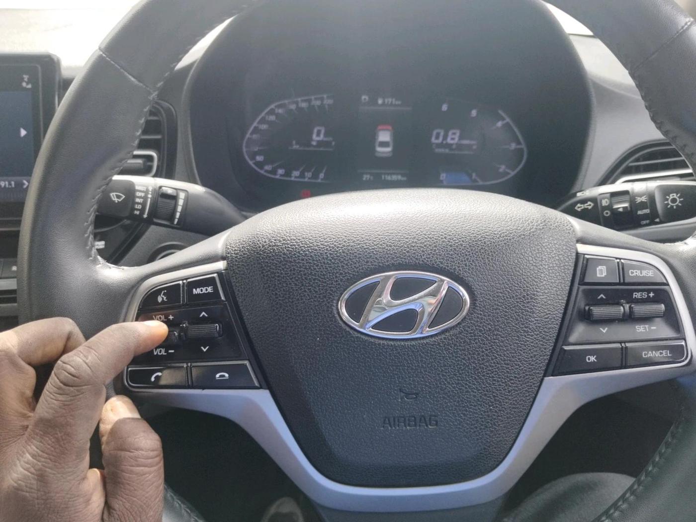 2020 Hyundai Verna SX (O) 1.5 CRDI AT, Diesel, Automatic, 1,16,359 km, interior
