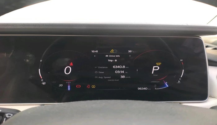 2023 Mahindra XUV700 AX 7 LUXURY D AWD AT 7 STR, Diesel, Automatic, 96,340 km, interior