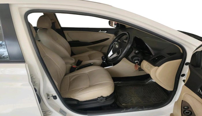 2014 Hyundai Verna FLUIDIC 1.6 VTVT SX, Petrol, Manual, 48,300 km, interior