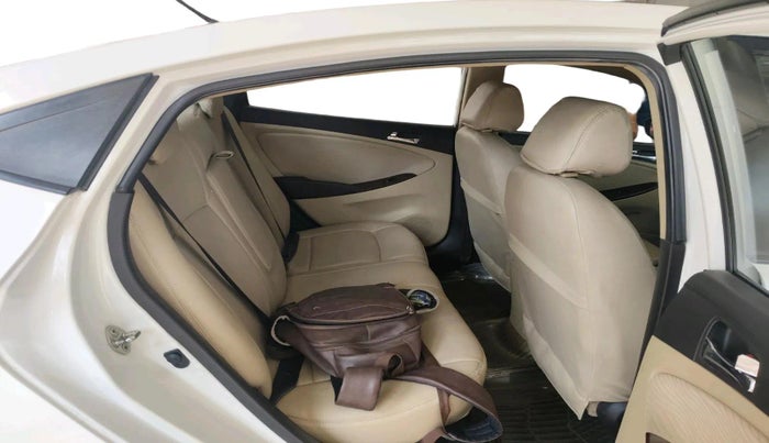 2014 Hyundai Verna FLUIDIC 1.6 VTVT SX, Petrol, Manual, 48,300 km, interior