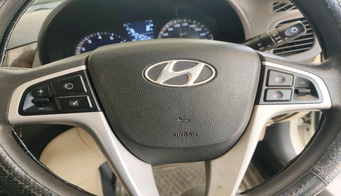 2014 Hyundai Verna FLUIDIC 1.6 VTVT SX, Petrol, Manual, 48,300 km, interior