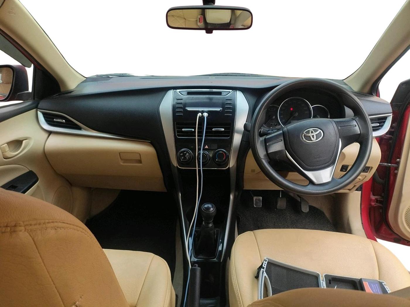 2018 Toyota YARIS J MT, Petrol, Manual, 87,276 km, interior