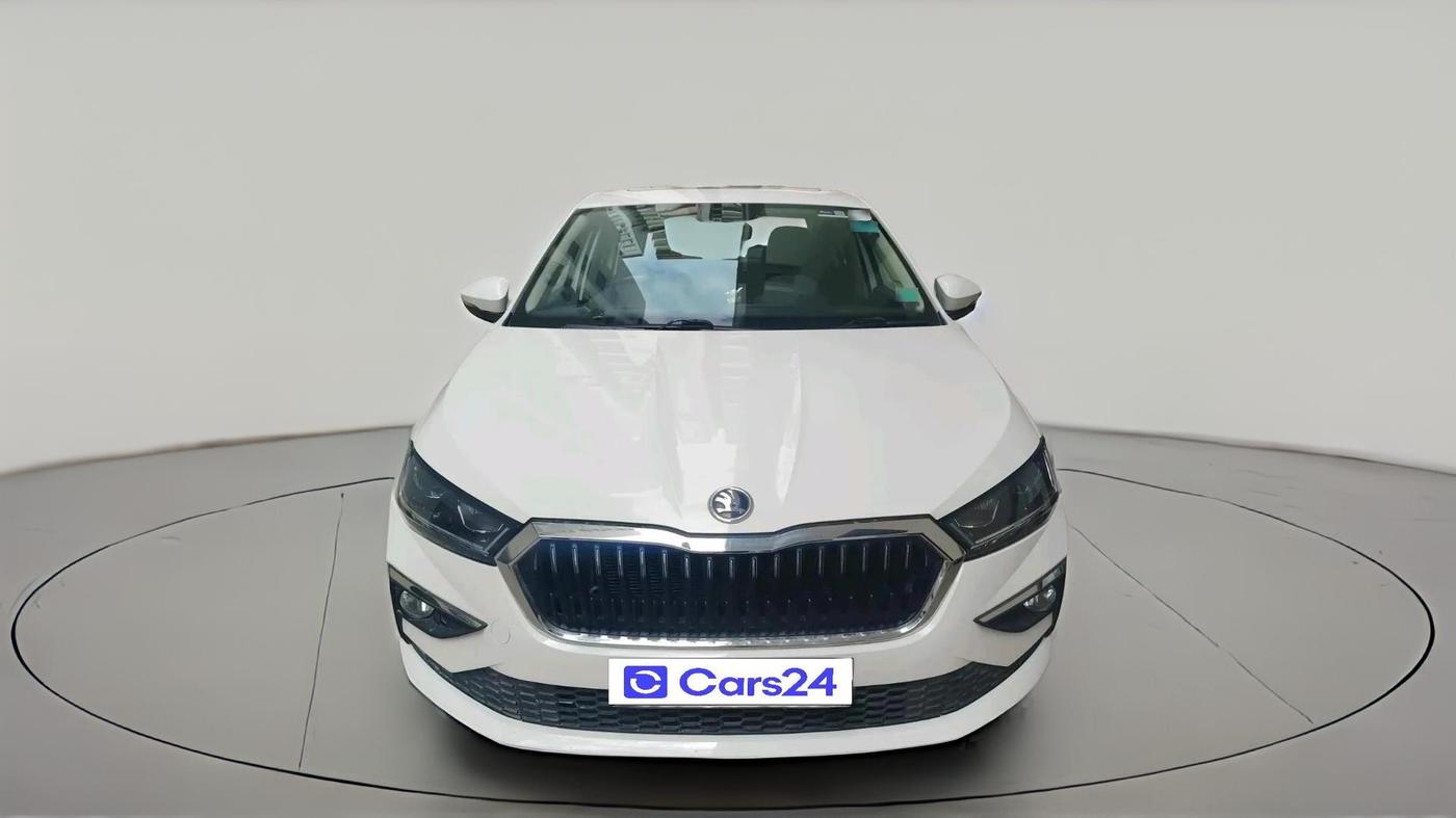 2023 Skoda SLAVIA STYLE 1.0L TSI MT, Petrol, Manual, 26,082 km, exterior
