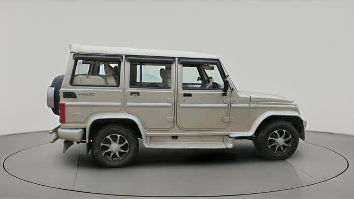 2011 Mahindra Bolero LX BS-III, Diesel, Manual, 1,33,146 km, exterior
